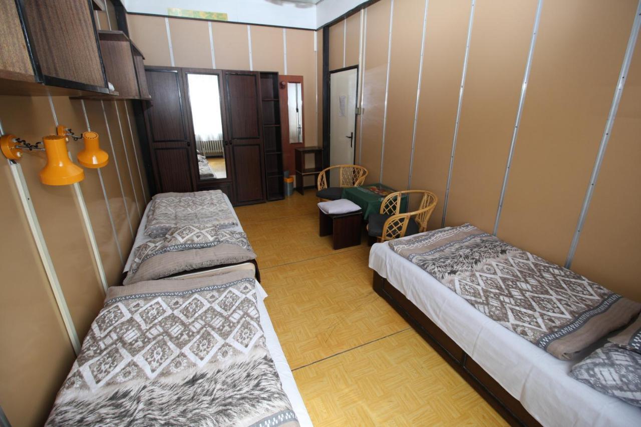 Garni Hotell Liptovský Mikuláš Exteriör bild
